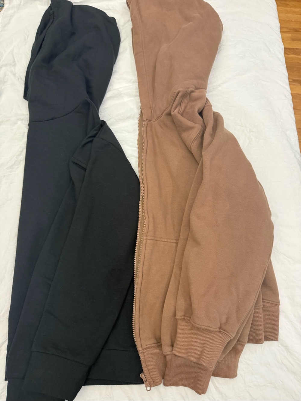 Lot of 2 Quince S hooded sweatshirts